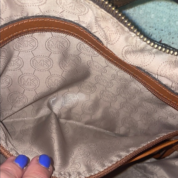 Michael Kors Black and Tan Shoulder Bag - Picture 9 of 12